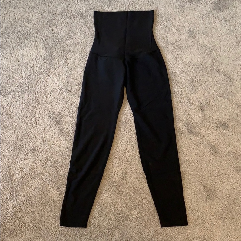 maternity/postpartum leggings